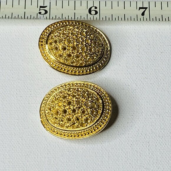 Christian Dior Vintage Large 3D Arch Oval Open work Modernist Clip Earrings - Picture 7 of 7